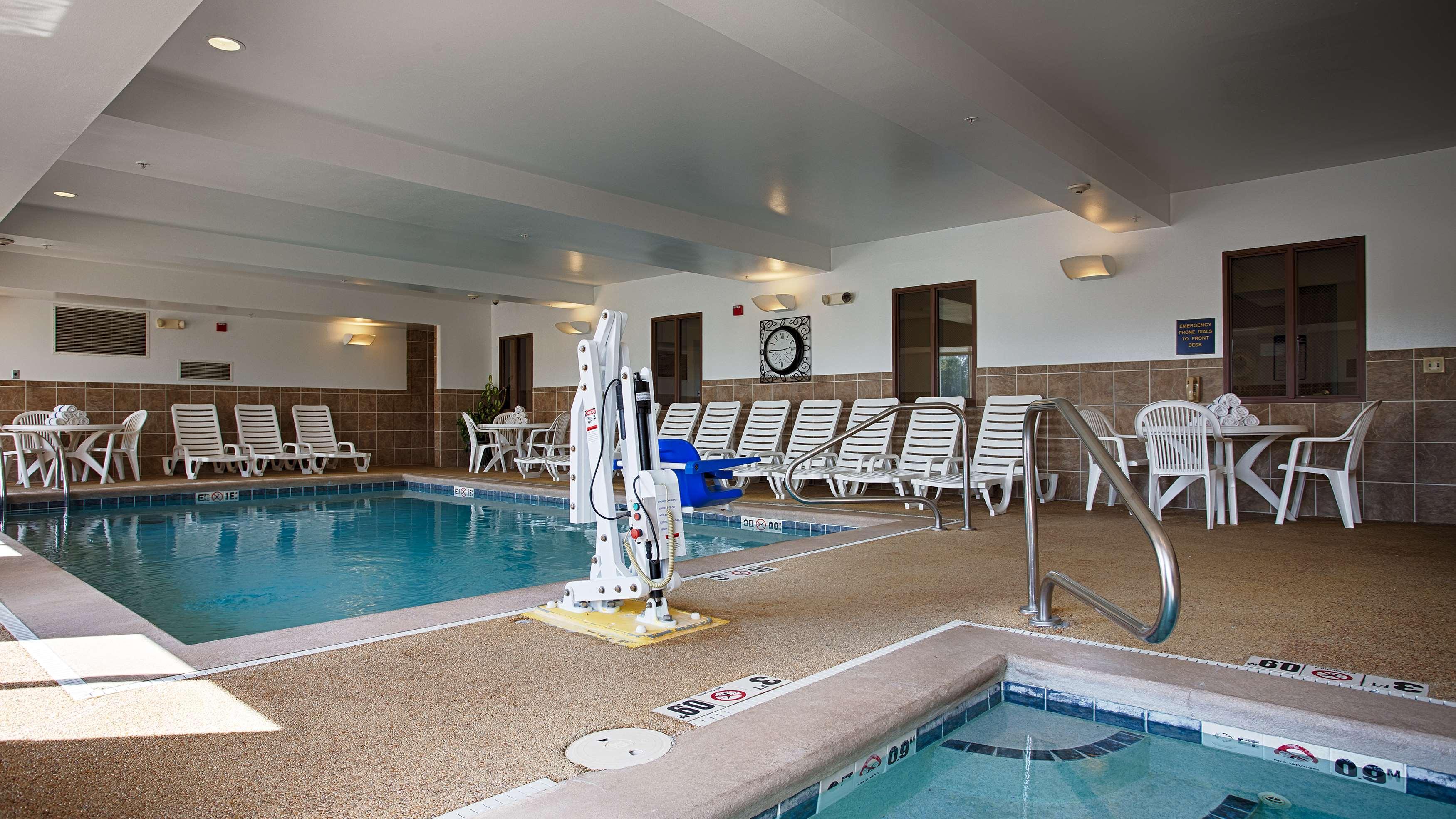 Best Western Penn-Ohio Inn & Suites Hubbard Exteriér fotografie